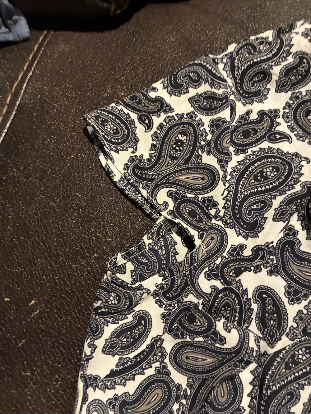 Banana republic Mixed Women's Blouse Bundle - Floral & Paisley Prints - Picture 5 of 14